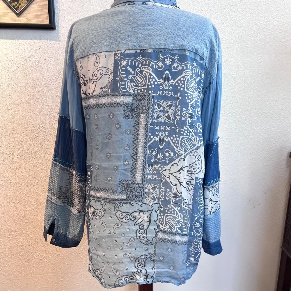 Johnny Was Oversized Embroidered Patchwork Shirt - Size XL - Like New - Picture 3 of 6